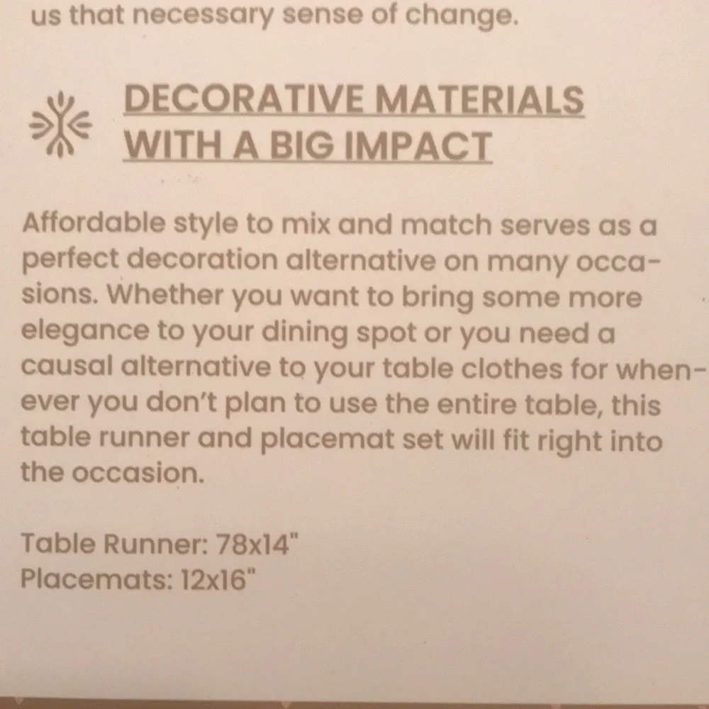 Brand New 5 Piece Set of Matching Modern Design Table Runner and Placemats